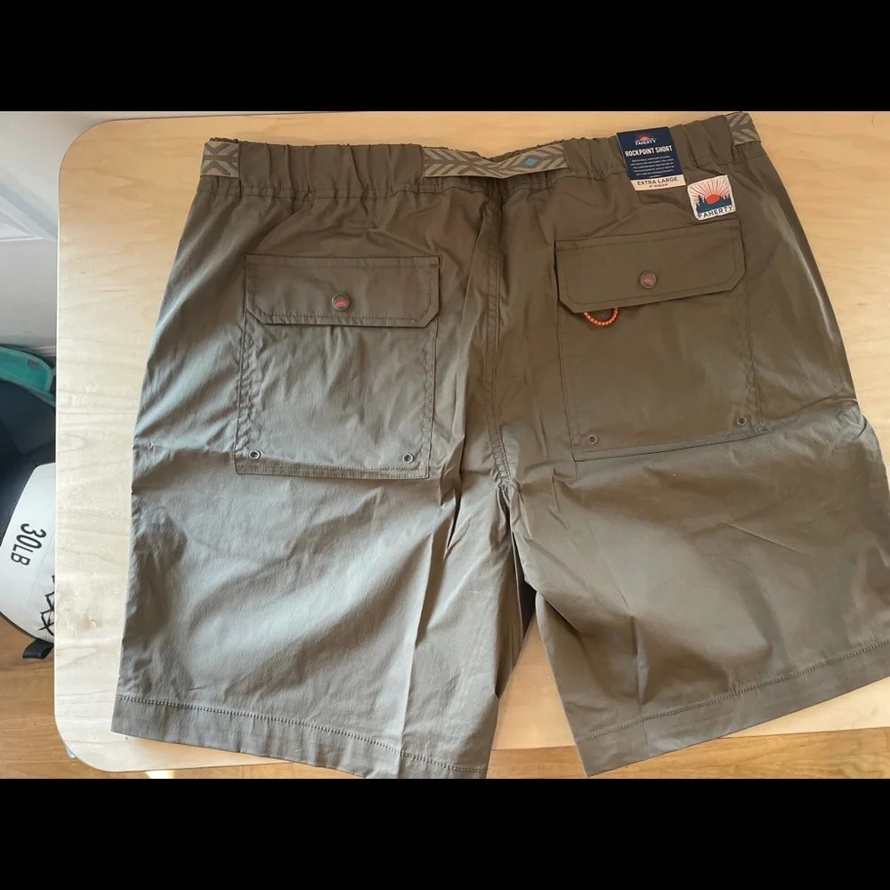 New Faherty Brand Rockpoint hybrid short - XL